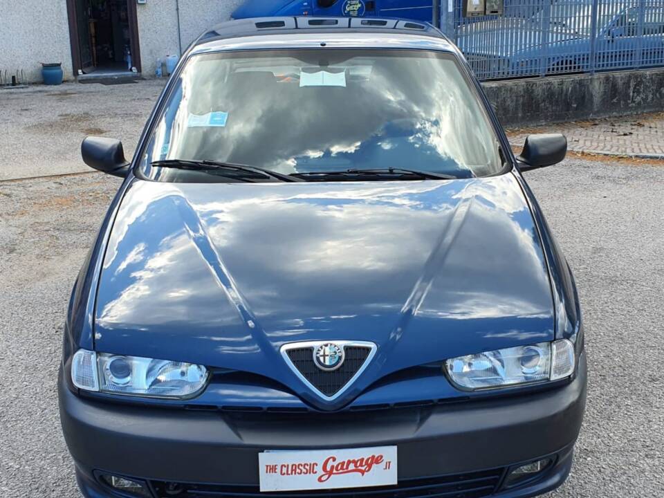 Immagine 5/25 di Alfa Romeo 146 - 1.4 T Spark (1997)