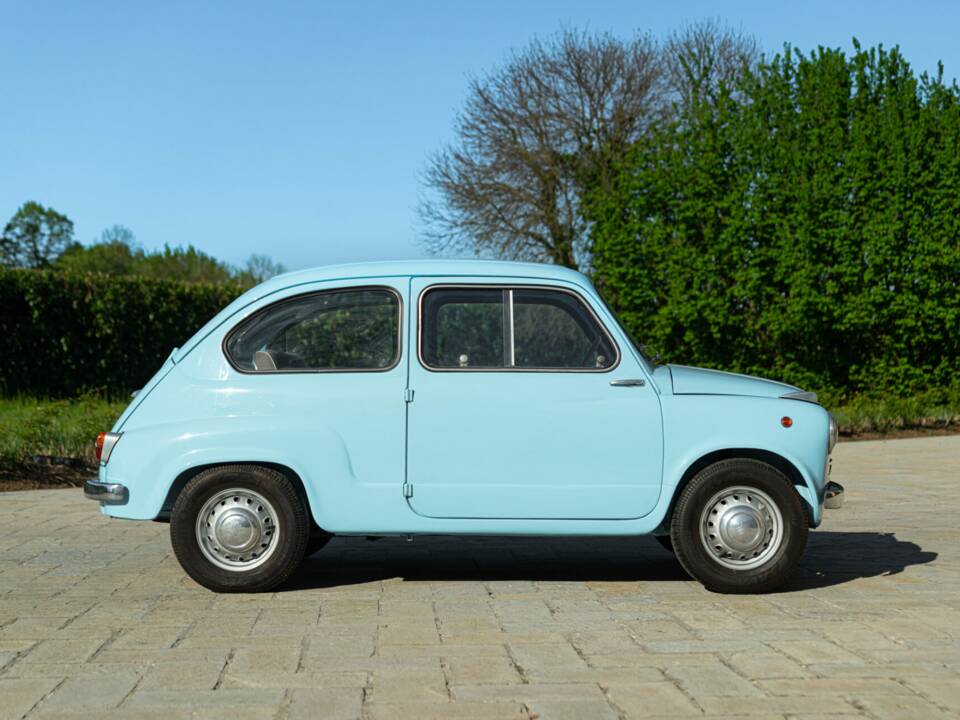 Image 4/49 of FIAT 600 (1957)