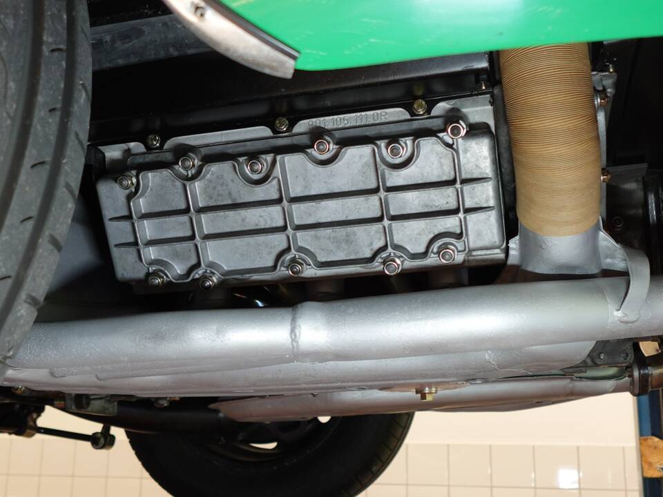 Bild 32/46 von Porsche 911 2.4 T (1973)