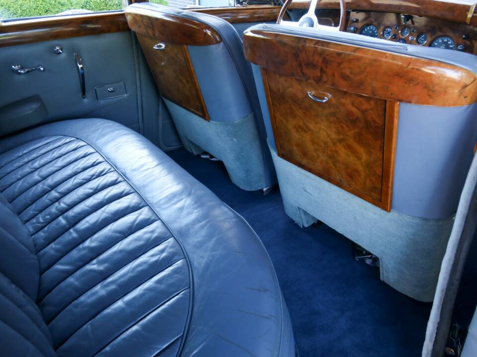 Image 42/50 de Jaguar Mk IX (1961)