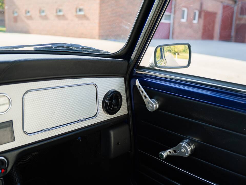 Bild 23/27 von Rover Mini Cooper 1,3i (2000)