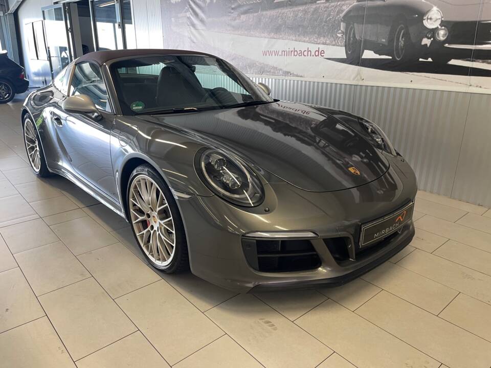 Afbeelding 6/20 van Porsche 911 Targa 4 GTS (2019)