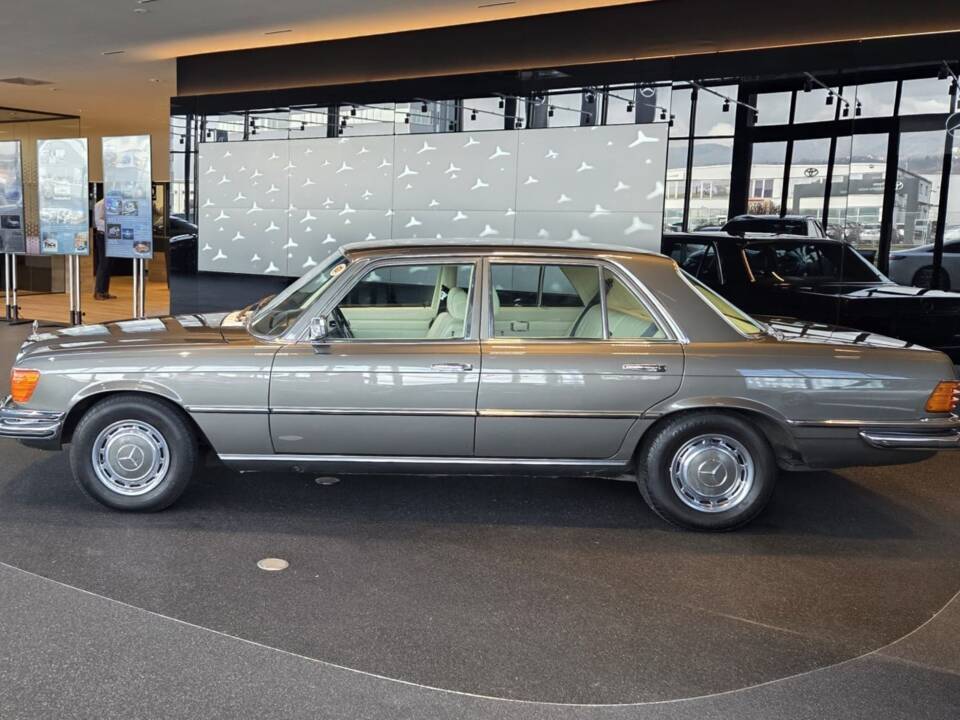 Image 107/107 of Mercedes-Benz 280 S (1972)