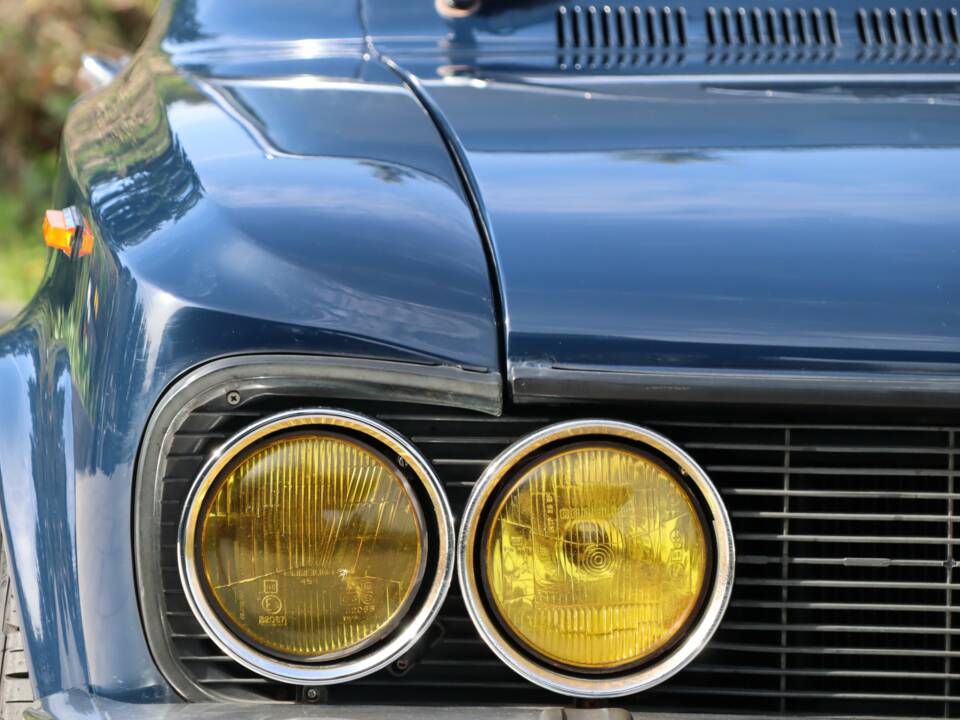 Image 11/50 of Alfa Romeo Giulia Nuova Super 1600 (1978)