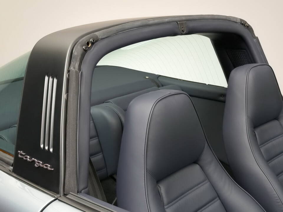 Image 20/41 of Porsche 911 SC 3.0 (1982)
