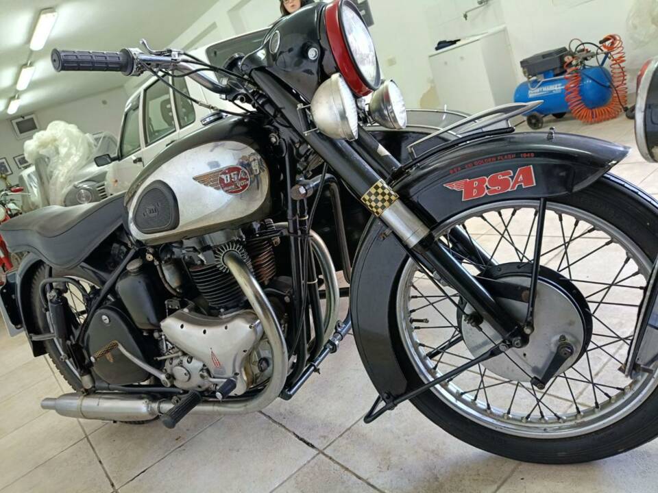 Image 21/38 of BSA A 10 Golden Flash (1965)