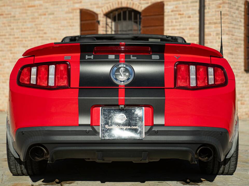 Image 15/50 of Ford Mustang Shelby GT 500 (2011)