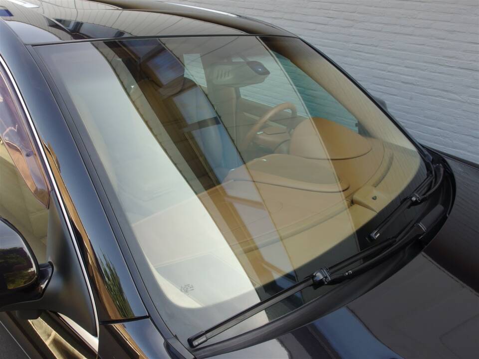 Image 38/93 of Porsche Cayenne Turbo (2007)
