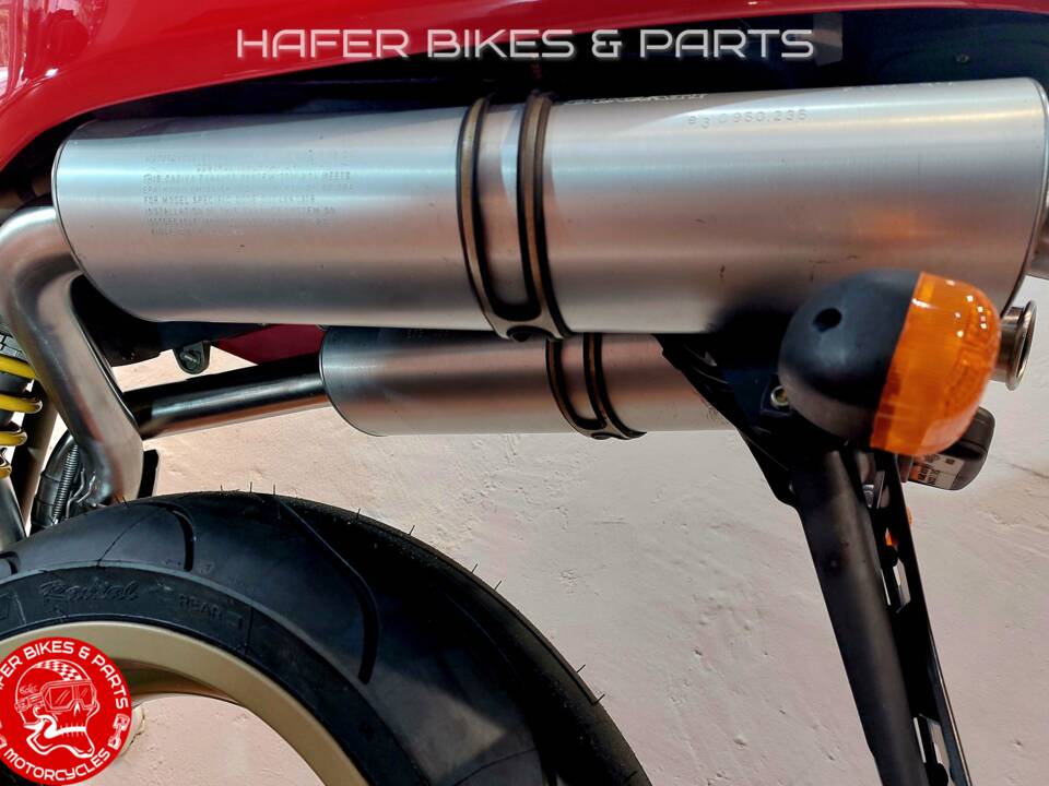 Image 46/57 of Ducati 916 (1997)