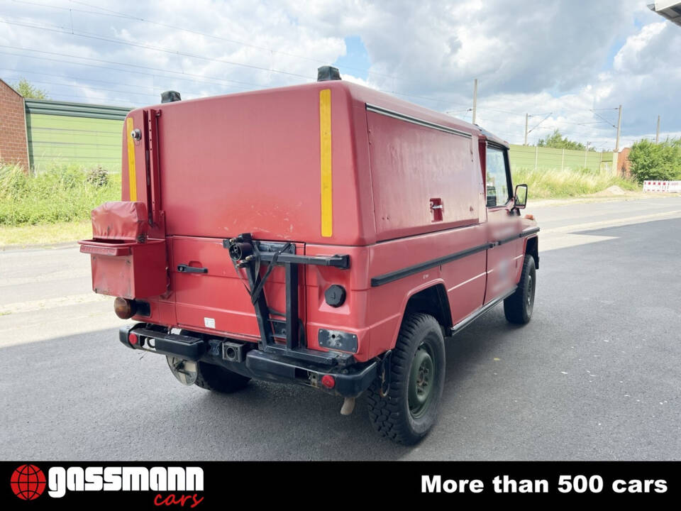 Image 3/13 de Mercedes-Benz 250 GD Wolf (SWB) (1994)