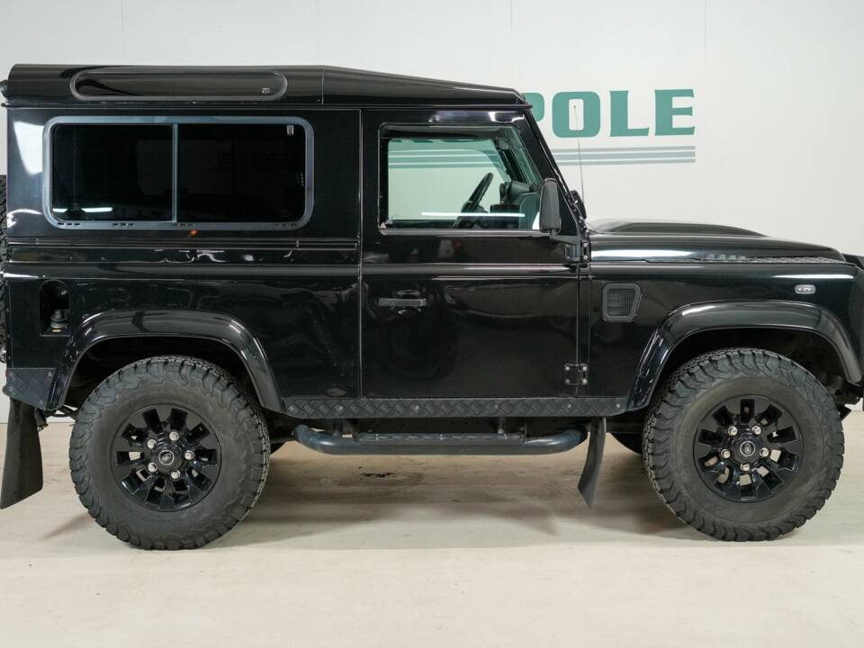 Imagen 20/34 de Land Rover Defender 90 (2012)