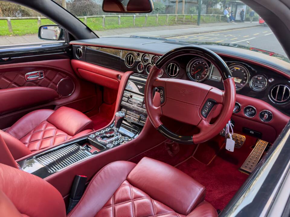 Bild 12/22 von Bentley Brooklands (2008)