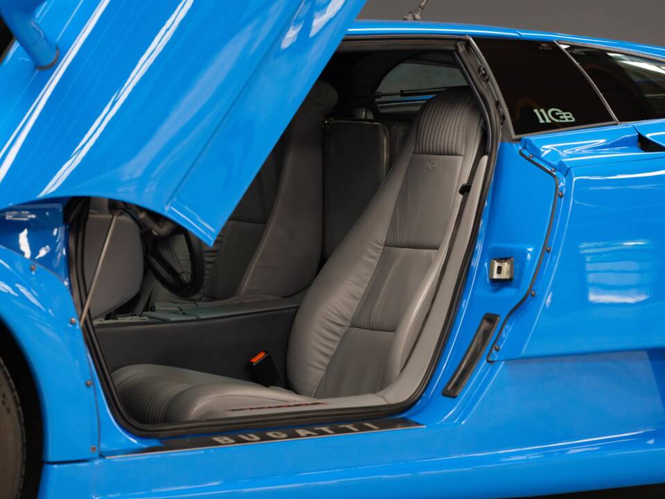 Bild 5/11 von Bugatti EB 110 GT (1994)