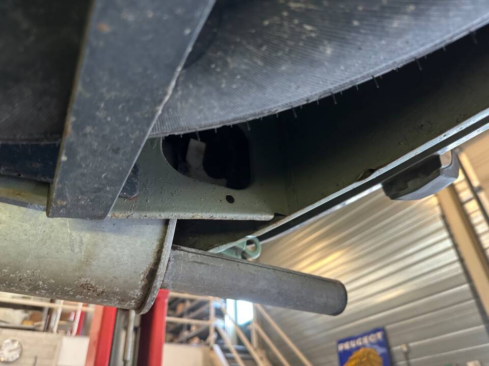 Image 67/80 of Peugeot 504 TI (1976)