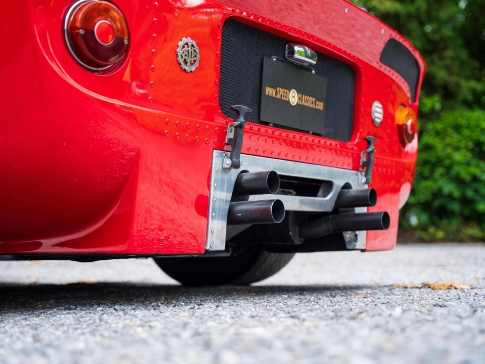 Immagine 14/21 di Ferrari 330 P4 Recreation (1978)