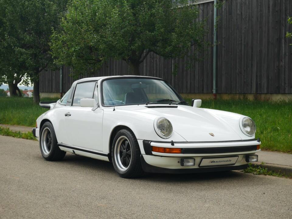 Image 9/25 of Porsche 911 Carrera 3.0 (1976)