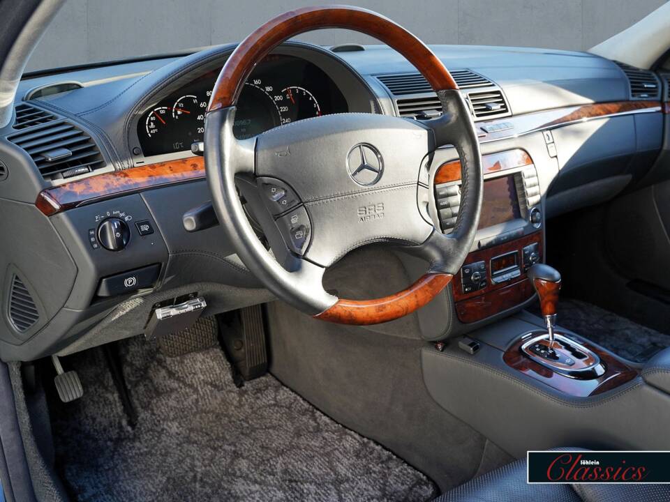 Image 20/25 de Mercedes-Benz S 600 L (2002)