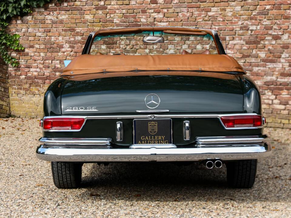 Afbeelding 6/50 van Mercedes-Benz 280 SE (1969)