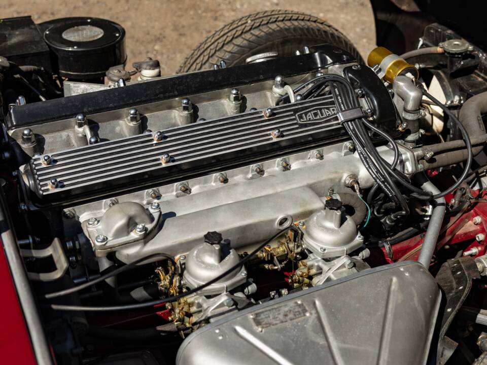 Imagen 5/25 de Jaguar Type E (2+2) (1969)