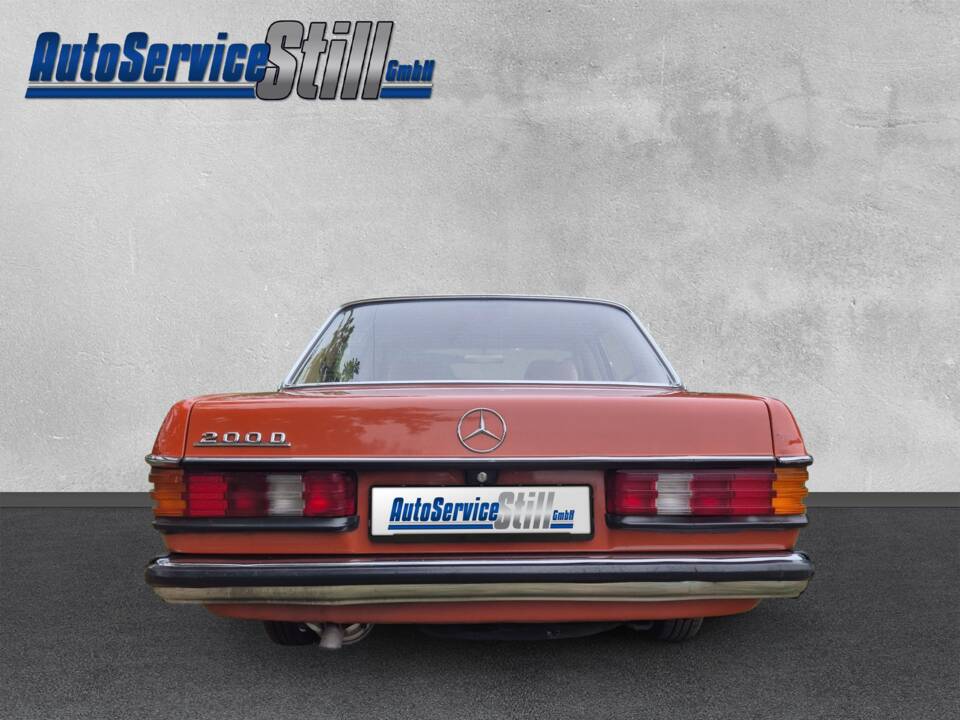 Image 6/41 of Mercedes-Benz 200 D (1981)