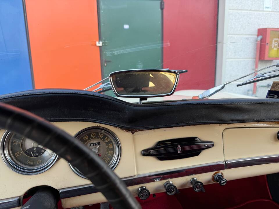 Bild 37/100 von Alfa Romeo Giulia 1600 Spider (1962)