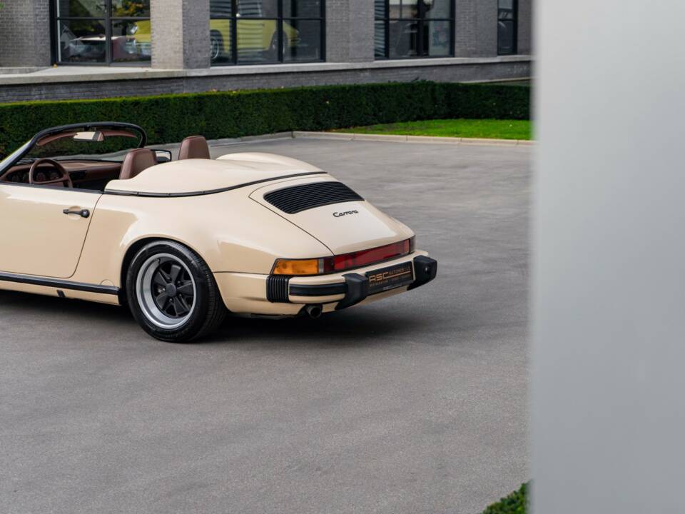 Bild 9/41 von Porsche 911 Speedster 3.2 (1989)