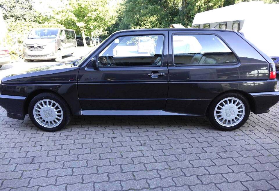 Immagine 4/12 di Volkswagen Golf Mk II Rallye 1.8 (1989)