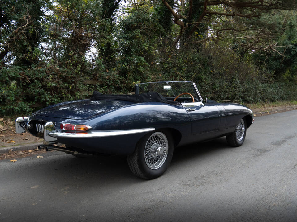 Bild 6/18 von Jaguar E-Type 4.2 (1966)