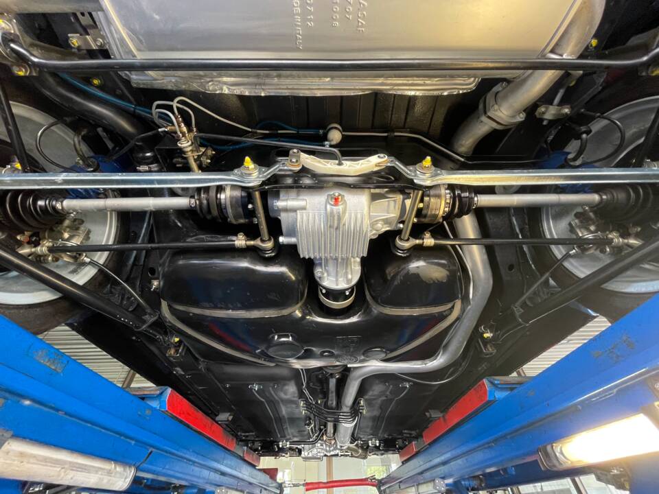 Bild 13/22 von Lancia Delta HF Integrale 16V (1991)