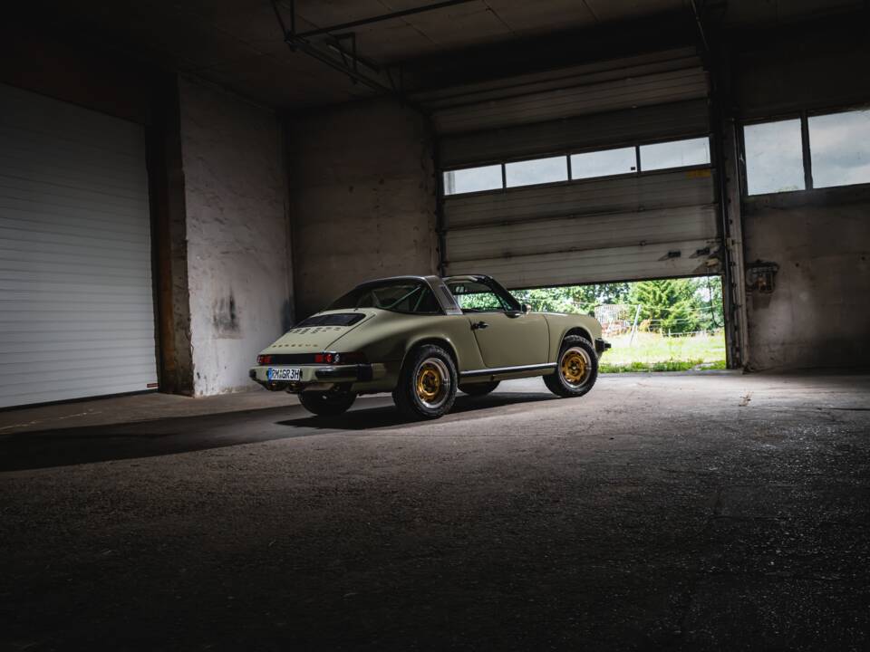 Bild 34/86 von Porsche 911 2.7 S (1977)