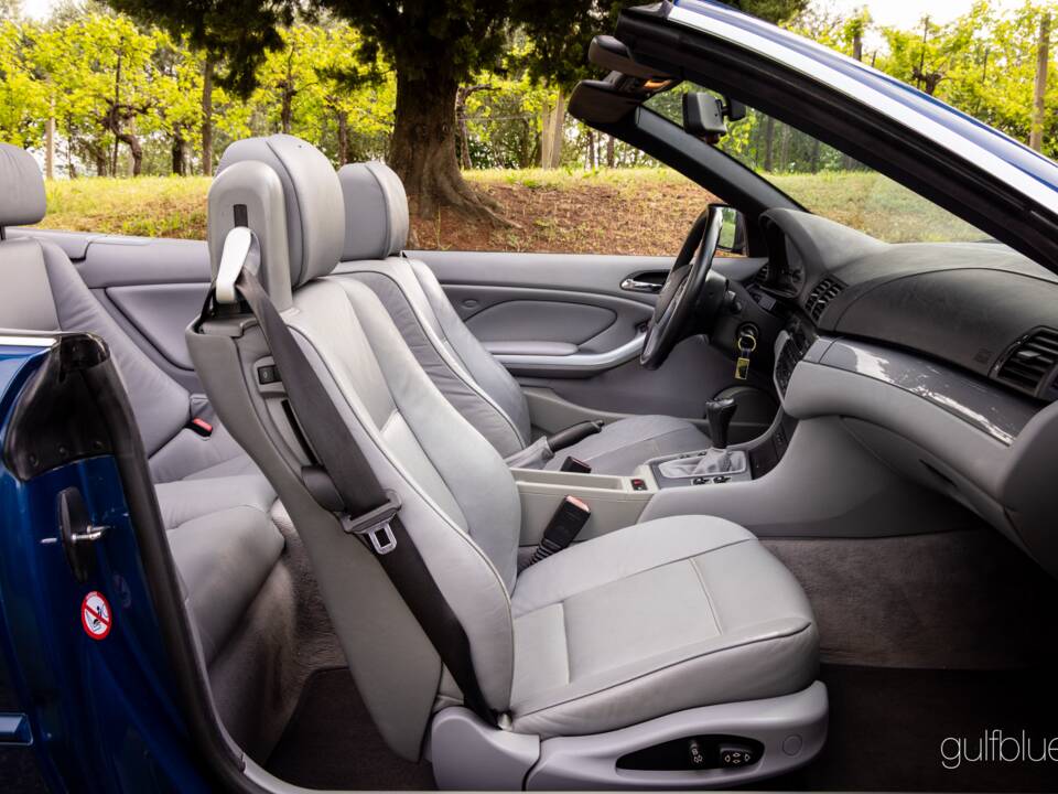 Image 20/56 of BMW 323Ci (2000)