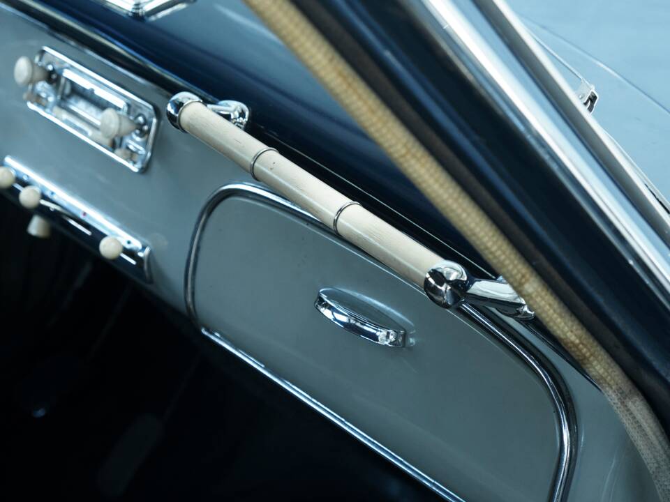 Bild 45/50 von BMW 501 V8 (1959)