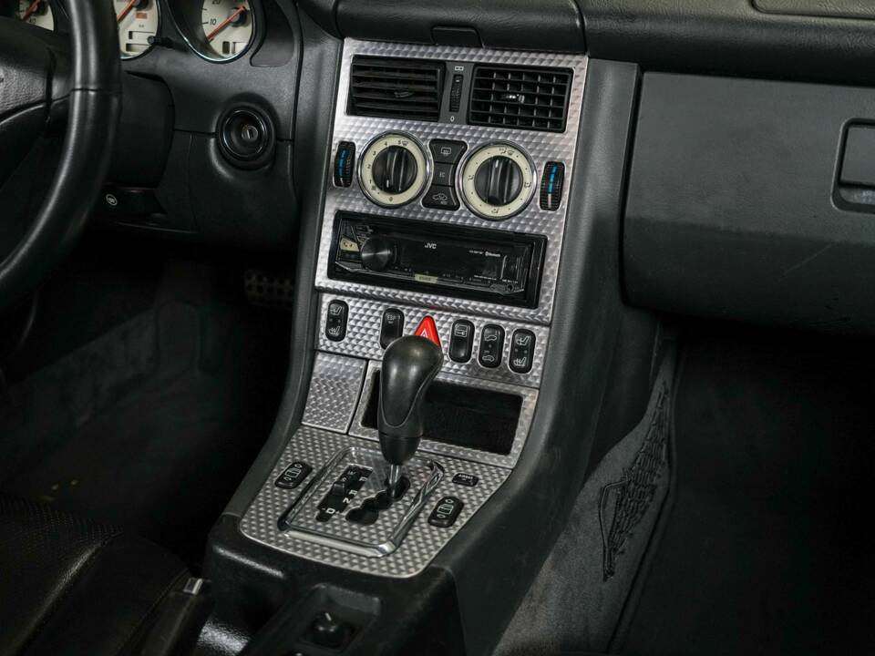 Image 23/50 of Mercedes-Benz SLK 230 Kompressor (2001)