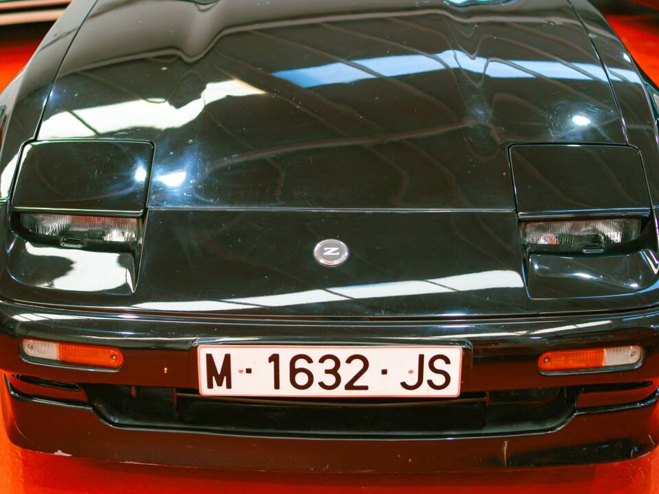 Image 17/46 of Nissan 300 ZX Turbo (1989)