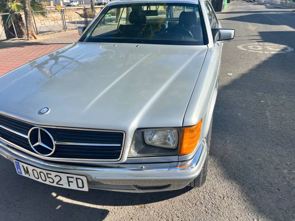 Image 64/77 of Mercedes-Benz 380 SEC (1982)