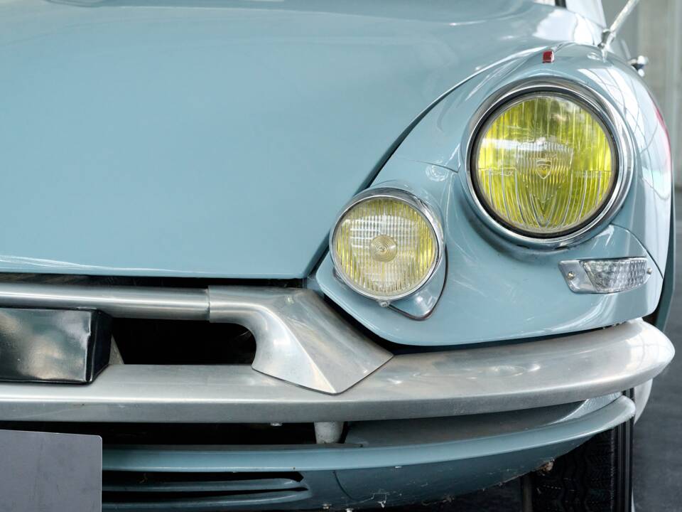 Bild 10/50 von Citroën ID 19 Break (1960)