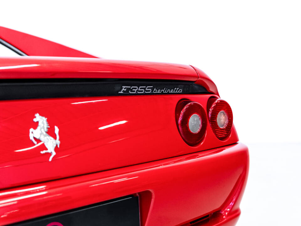 Image 11/55 of Ferrari F 355 Berlinetta (1994)