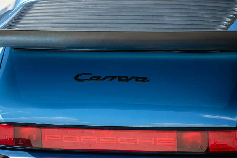 Immagine 15/41 di Porsche 911 Carrera 3.2 (1986)