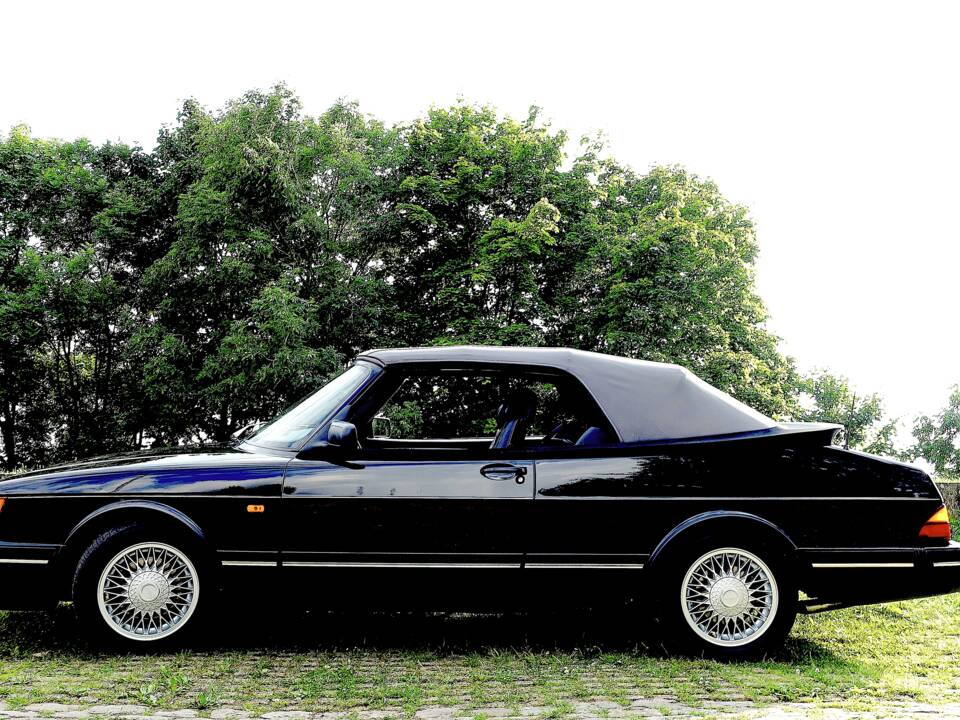 Bild 5/13 von Saab 900 S (1992)