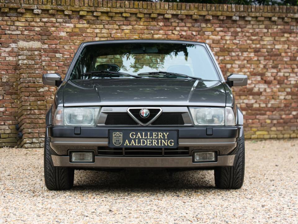 Image 5/50 of Alfa Romeo 75 3.0 V6 QV (1988)