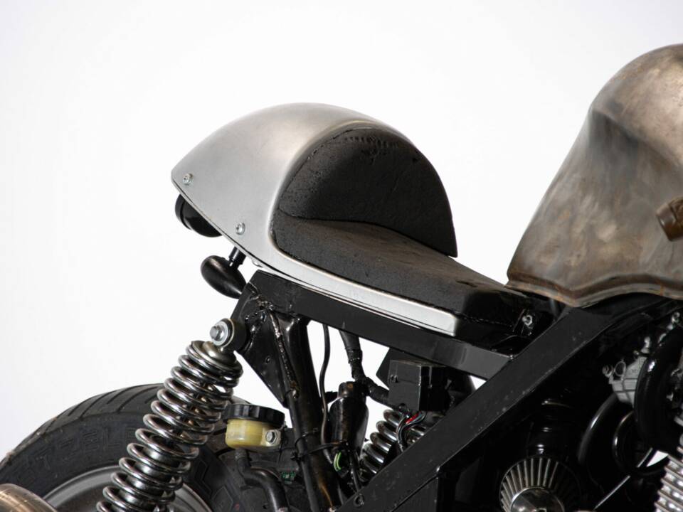 Image 31/48 of Honda CB 500E (1999)