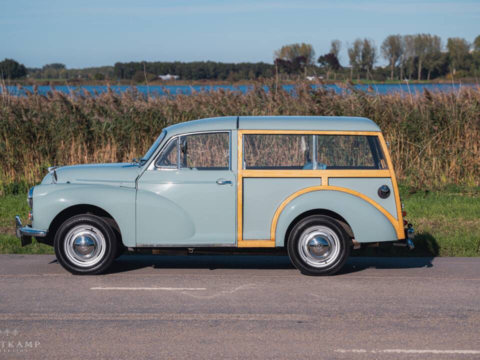 Immagine 5/17 di Morris Minor 1000 Traveller (1968)