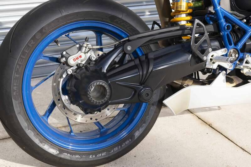 Image 15/47 of BMW HP2 Sport (2010)