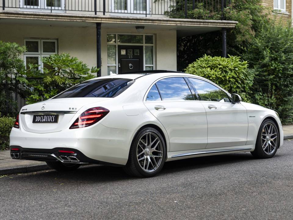 Image 3/33 of Mercedes-Benz S 63 AMG S 4MATIC (2019)