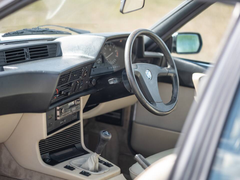 Bild 24/44 von BMW 628 CSi (1900)