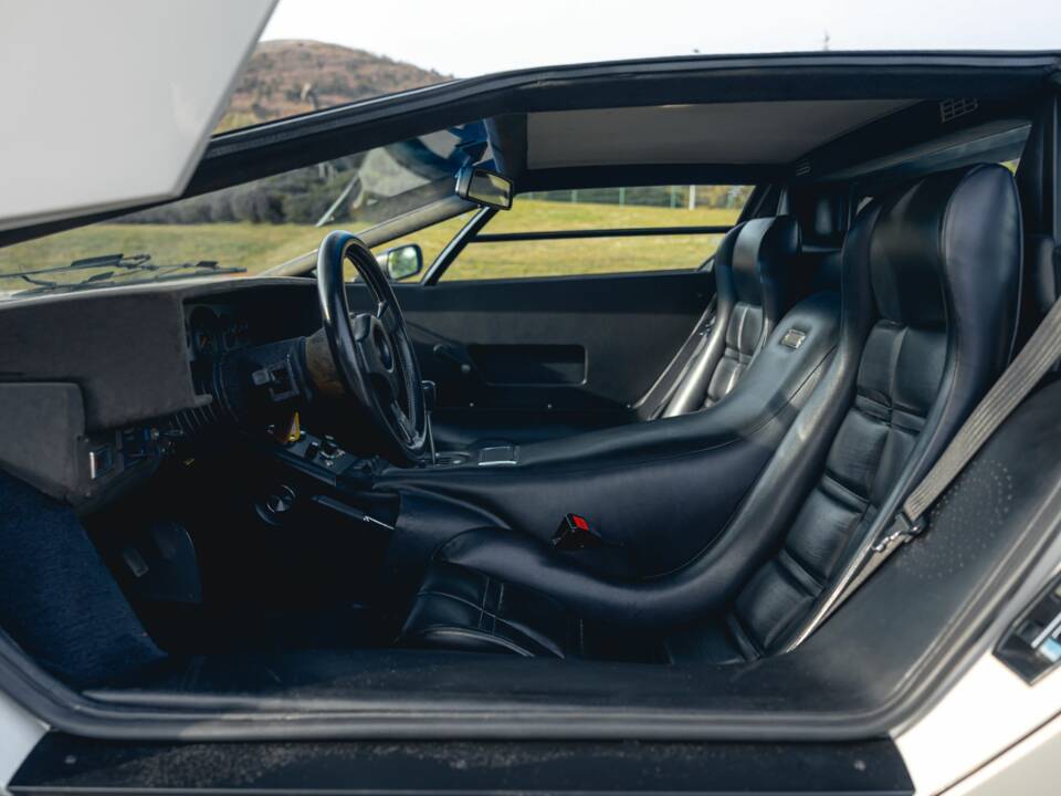 Image 19/73 of Lamborghini Countach LP 400 S (1980)