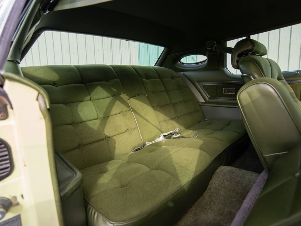 Bild 13/34 von Lincoln Continental Mark IV (1975)
