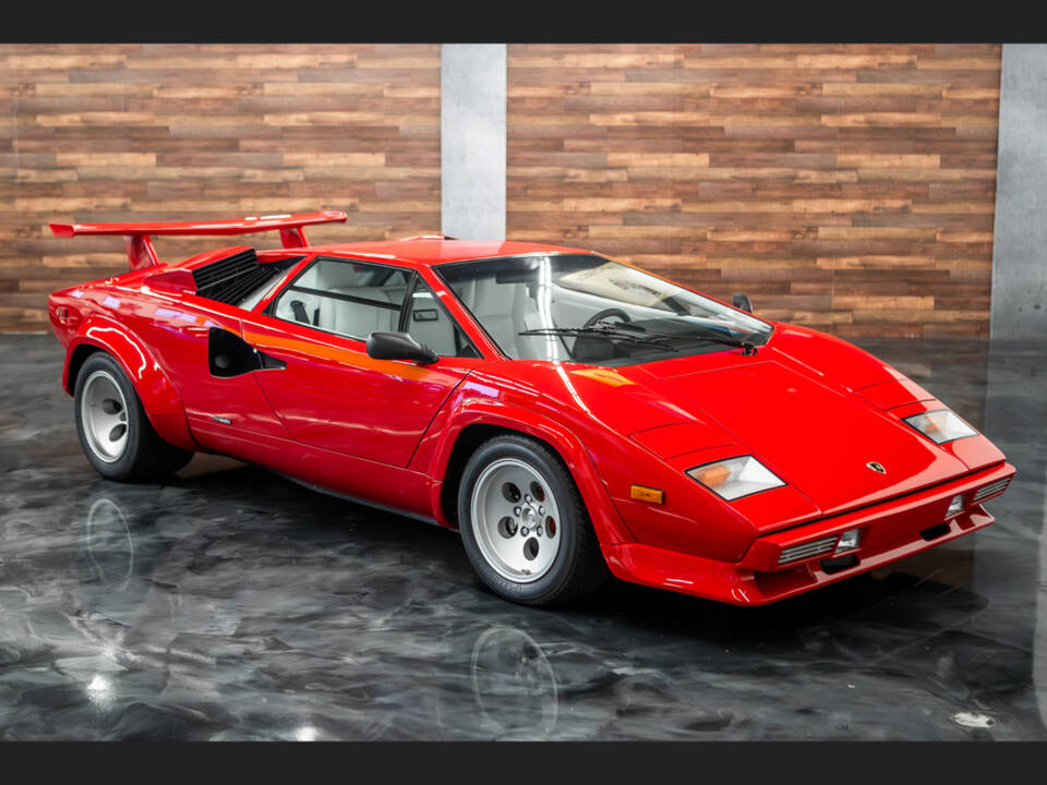 Image 10/50 of Lamborghini Countach LP 5000 S QV (1988)