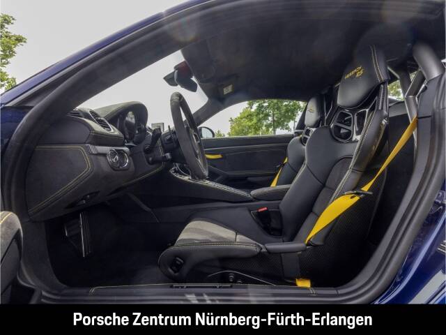 Image 24/50 of Porsche 718 Cayman GT4 RS Weissach (2025)