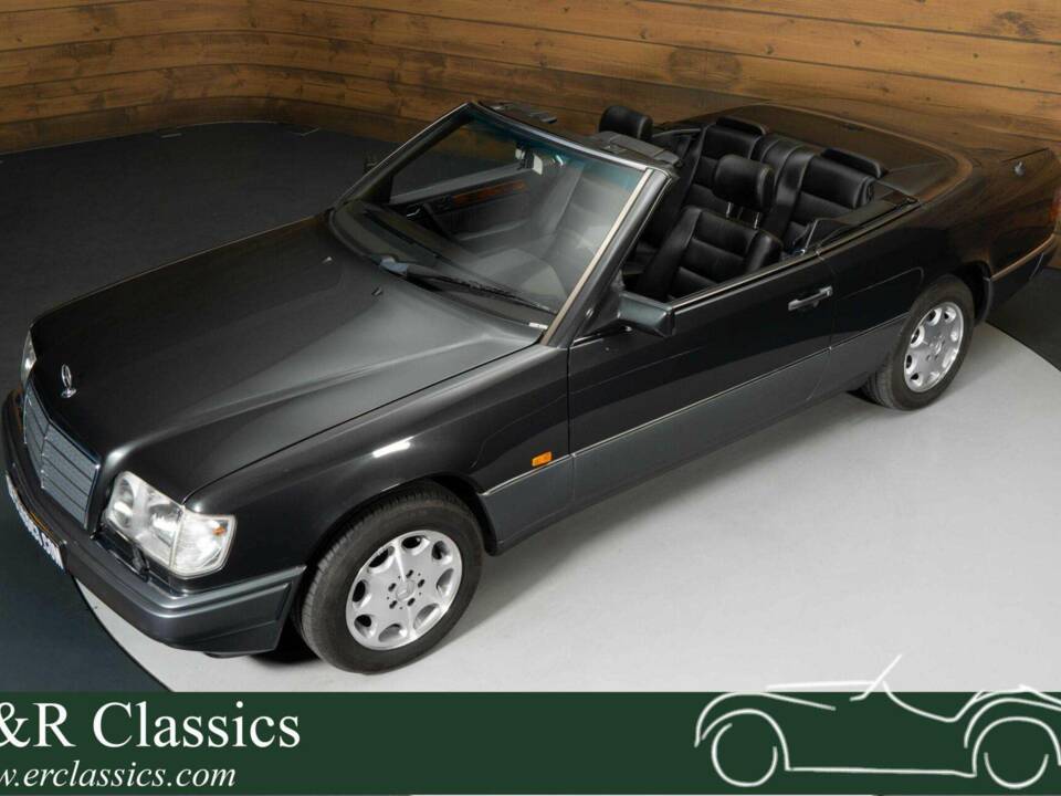 Bild 1/19 von Mercedes-Benz E 320 (1994)